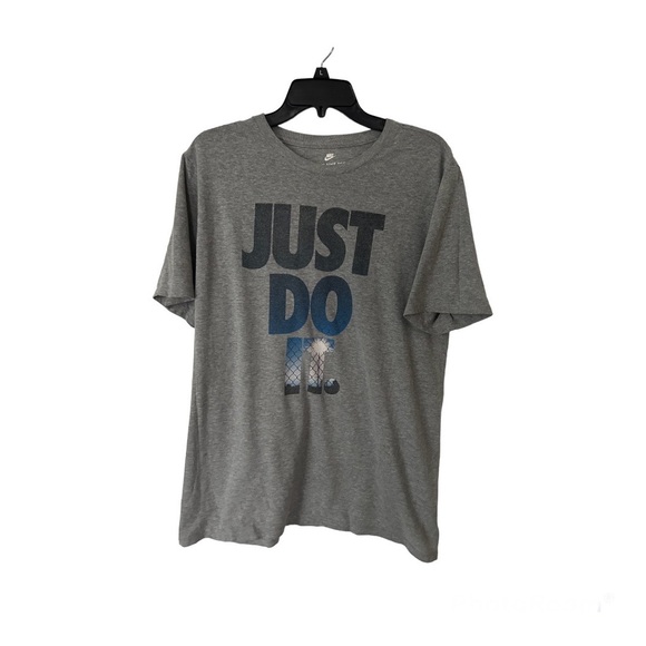 Nike T-shirt Men’s Size Large - Picture 1 of 4